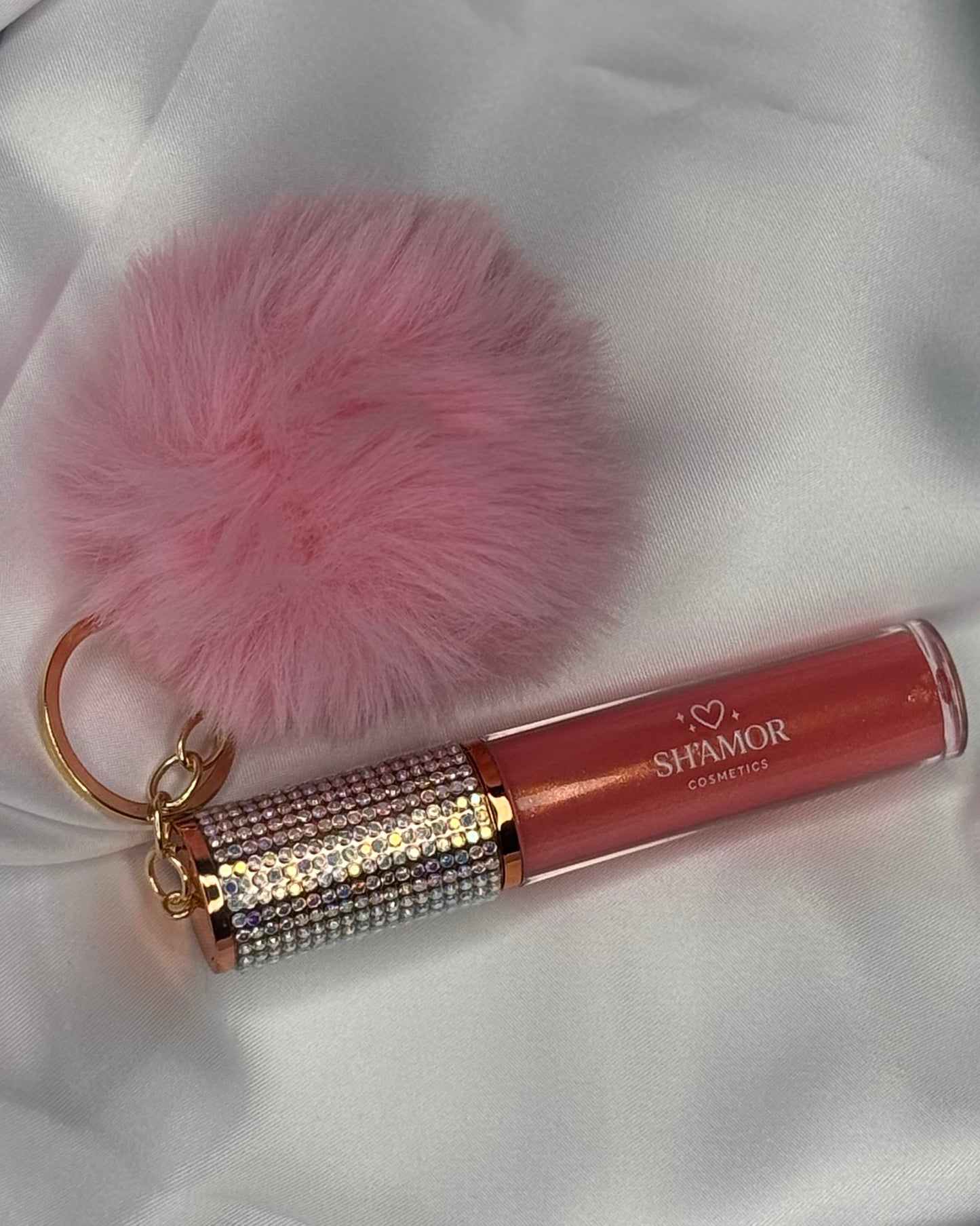 High Shine lipgloss + Fluffy Charm - D06