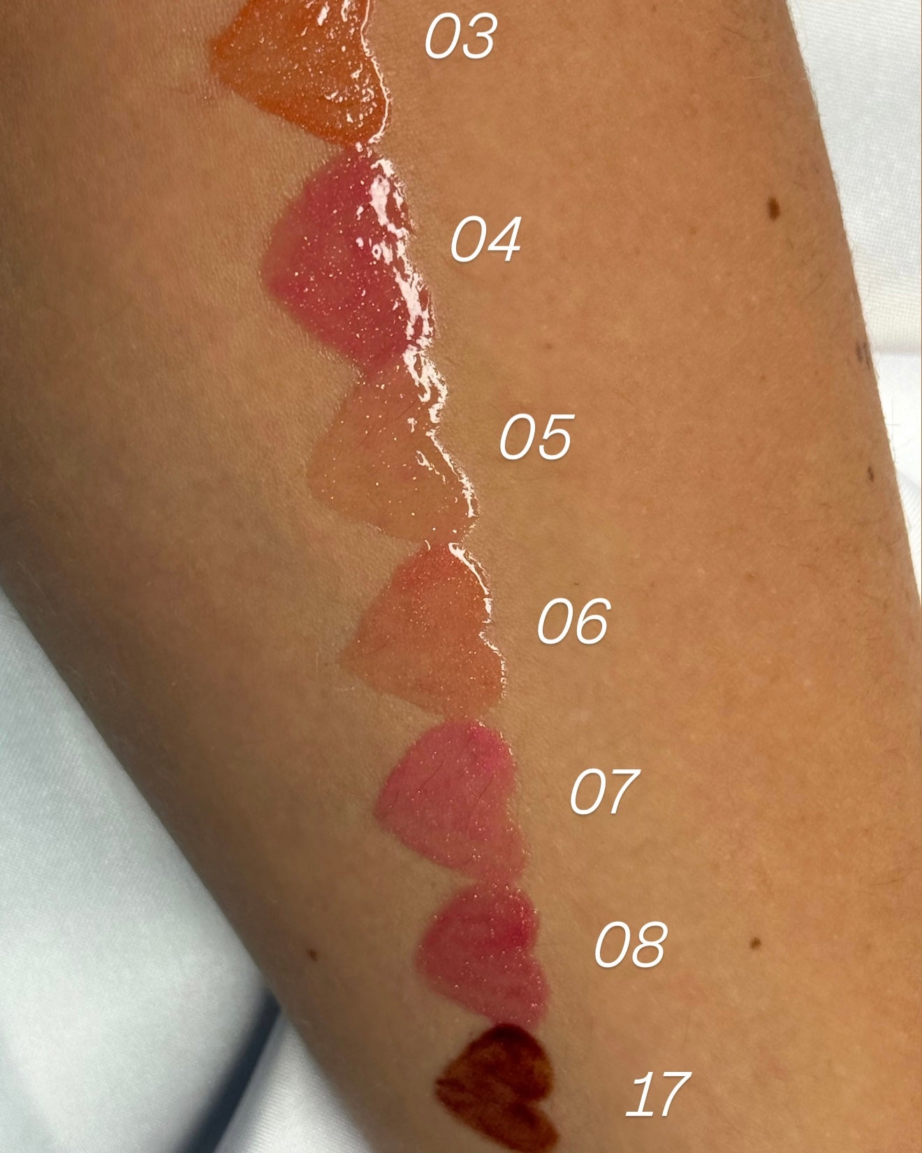 High Shine lipgloss + Fluffy Charm - D05